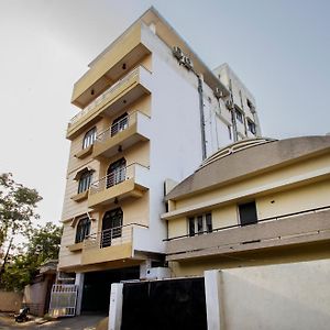 Collection O Park Heights Banjara Hills Near Gvk One Mall